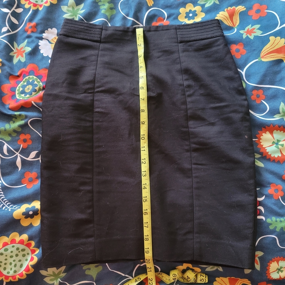H & M mini black pencil classic skirt